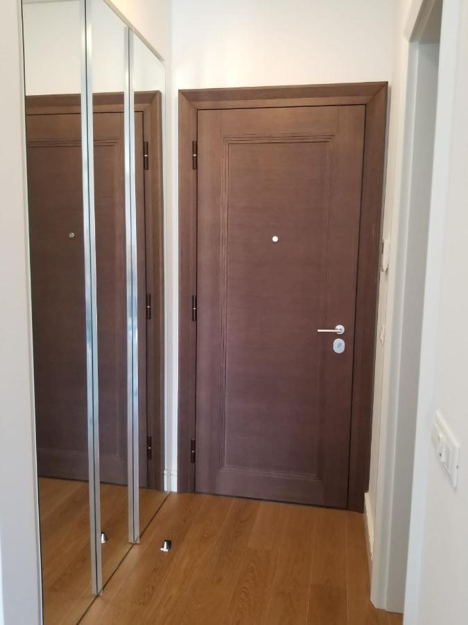 Azura Residence - New Luxury Apartment Belgrád Kültér fotó