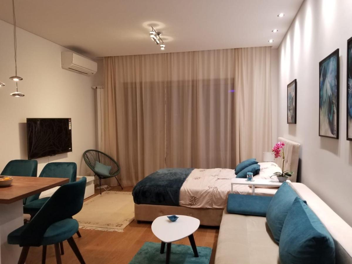 Azura Residence - New Luxury Apartment Belgrád Kültér fotó