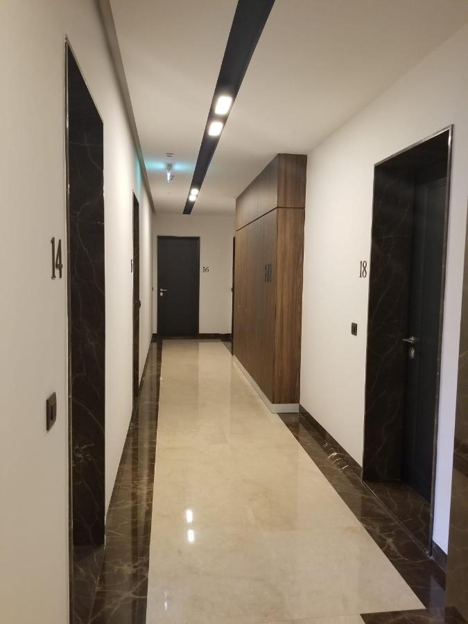 Azura Residence - New Luxury Apartment Belgrád Kültér fotó